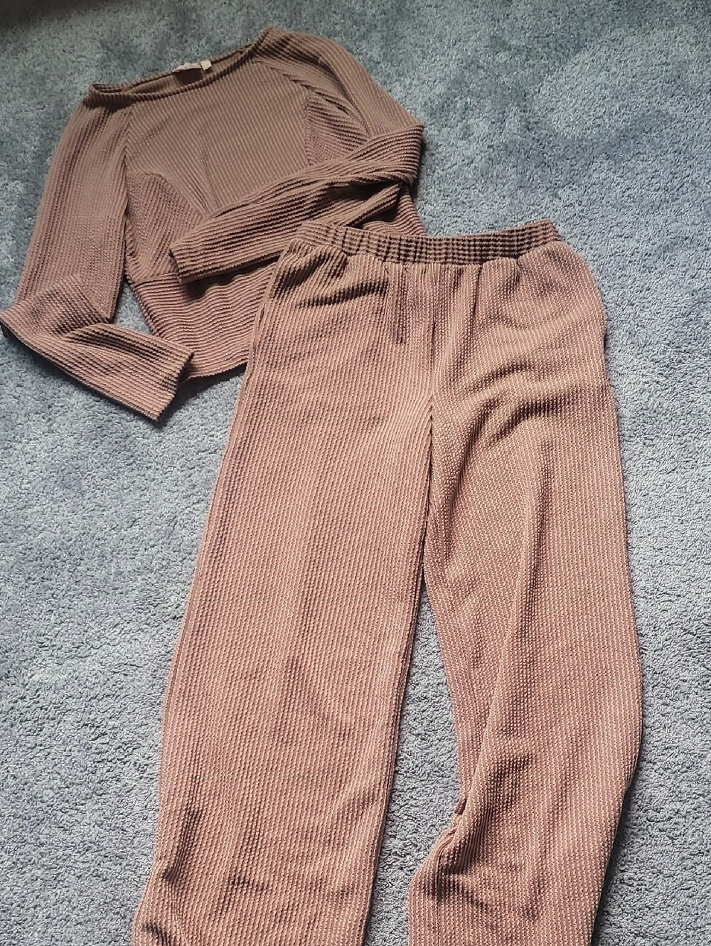 Women's Ribbed Two-Piece Lounge Set - Brown
